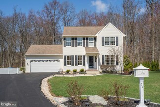 27 Hunter Dr, Glenmoore, PA 19343