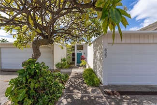 427 Kawaihae St Unit 104, Honolulu, HI 96825