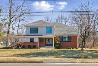 10 Wyndmoor Way, Edison, NJ 08820