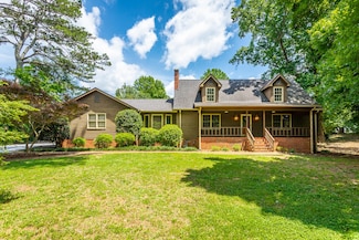2101 Elmar Dr, Chattanooga, TN 37421