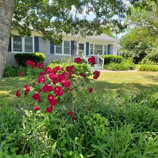 10 Captain Greaves Rd, East Sandwich, MA 02537