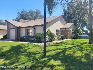 7559 Heather Walk Dr, Weeki Wachee, FL 34613