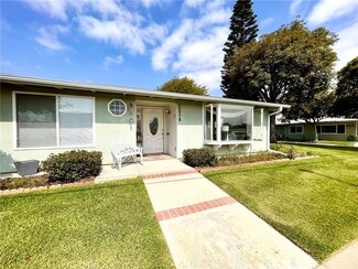 13500 Wentworth Ln Unit 121A, Seal Beach, CA 90740