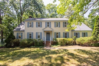 2240 Corner Rock Rd, Midlothian, VA 23113