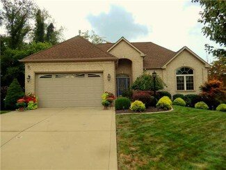 28 Sunridge Dr, Coraopolis, PA 15108