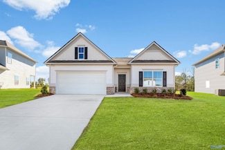 7320 Pine Run Ln SE, Owens Cross Roads, AL 35763