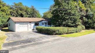533 E 3rd St, Frederica, DE 19946