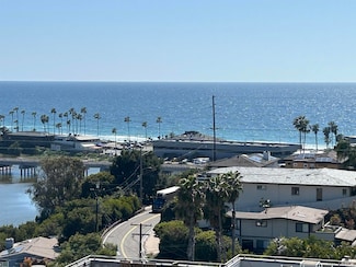 2510 Montgomery Ave Unit B, Cardiff By the Sea, CA 92007