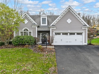 252 Estates Dr, Gibsonia, PA 15044