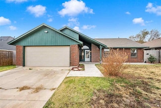 3904 SW Parkridge Blvd, Lawton, OK 73505