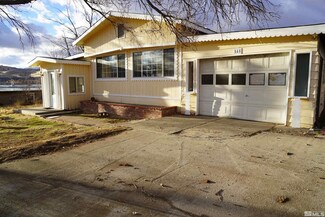 545 Big Knob Dr, Sun Valley, NV 89433