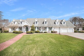 51716 Trail Ridge Dr, Granger, IN 46530