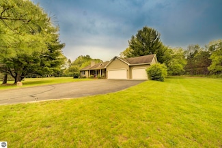 10247 Fishers Run, Traverse City, MI 49685