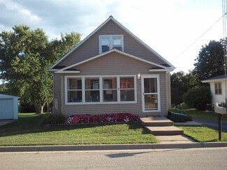 110 W Truth St, Shullsburg, WI 53586