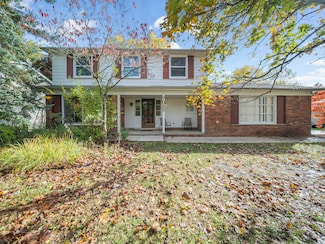 7023 Wild Ridge Ln, West Bloomfield, MI 48322