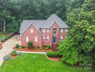 4644 Snow Dr, Harrisburg, NC 28075