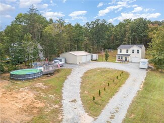 402 Wedgewood Dr, Lexington, NC 27292