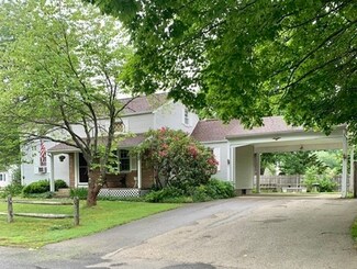 32 Meadow Rd, Northborough, MA 01532