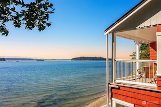 11309 110th Place SW, Vashon, WA 98070