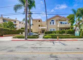 16901 Lynn Ln, Huntington Beach, CA 92649