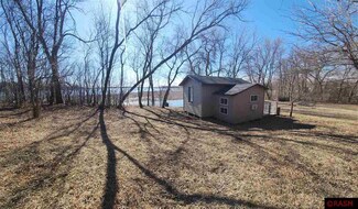 7525 7th St, New Auburn, MN 55366