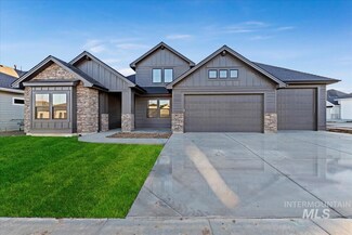905 W Smokey Lake Dr, Meridian, ID 83642