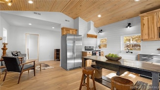 4935 University Ln, Osage Beach, MO 65065