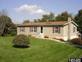 73 N High St, Biglerville, PA 17307