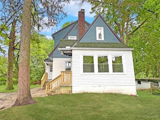 6137 Benneville St, Cincinnati, OH 45230