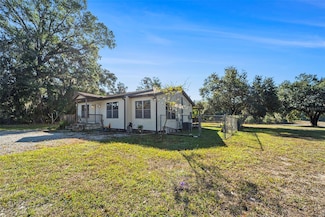 2215 Wallace Rd, Lutz, FL 33549