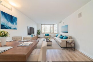 1 2nd St Unit 208, Jersey City, NJ 07302