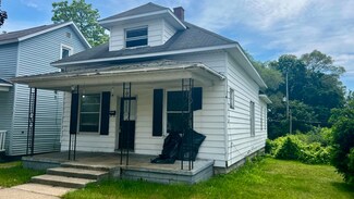 512 E Danaher St, Ludington, MI 49431
