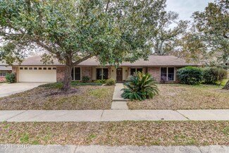 530 Mockingbird Dr, Long Beach, MS 39560