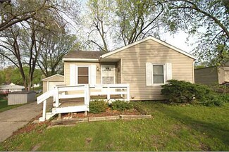 2325 SE 5th St, Des Moines, IA 50315