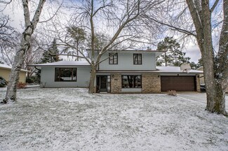 1013 Northland Ave, Stillwater, MN 55082