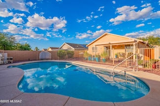 10158 E Desert Crossings Way, Tucson, AZ 85747