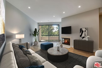2112 Century Park Ln Unit 212, Los Angeles, CA 90067