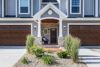 1204 S Main St Unit 5, Lake Mills, WI 53551