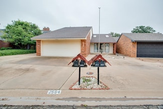 2554 Homestead Rd, Enid, OK 73703