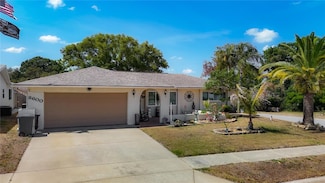 8600 Briar Patch Dr, Port Richey, FL 34668