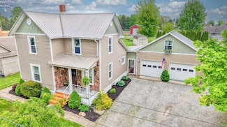 134 Hobson St, Bellevue, OH 44811