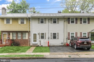 19 Reed St, Mohnton, PA 19540