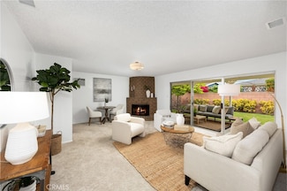 2545 W Glenoaks Ave, Anaheim, CA 92801