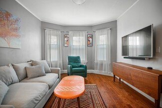 16 Waterhouse St Unit 1, Somerville, MA 02144