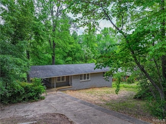 7 Hickory Ln, Tuscaloosa, AL 35404