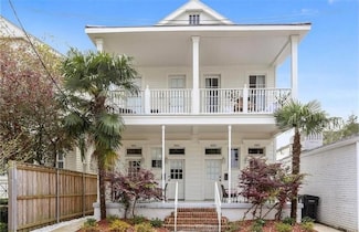 5924 Pitt St, New Orleans, LA 70115