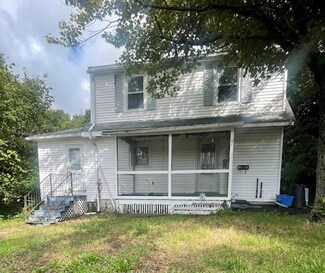 193 Fairmont St, Holyoke, MA 01040