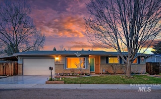 2300 N Bird St, Boise, ID 83704