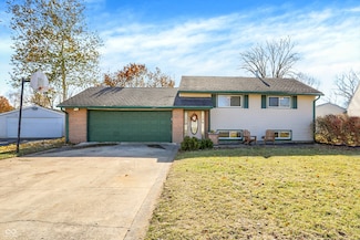 921 Windsor Dr, Shelbyville, IN 46176