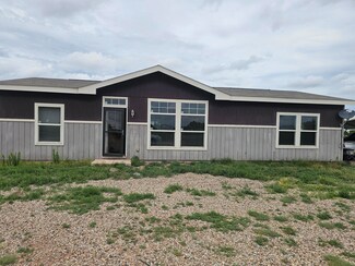 1230 Bar Y Rd, Santa Rosa, NM 88435